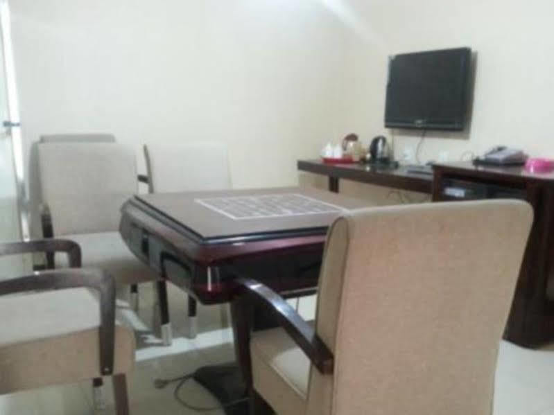 Xinhang Hotel Urumczi Zewnętrze zdjęcie